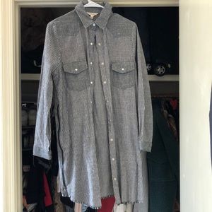 Along vertical stripped (grey/white) cardigan (brand: Sydney, size: S)